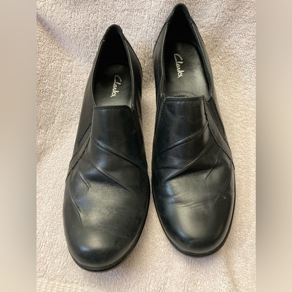 Clarks Shoes - Clark's 89487 Pleated Slip On Heel Clog 9M